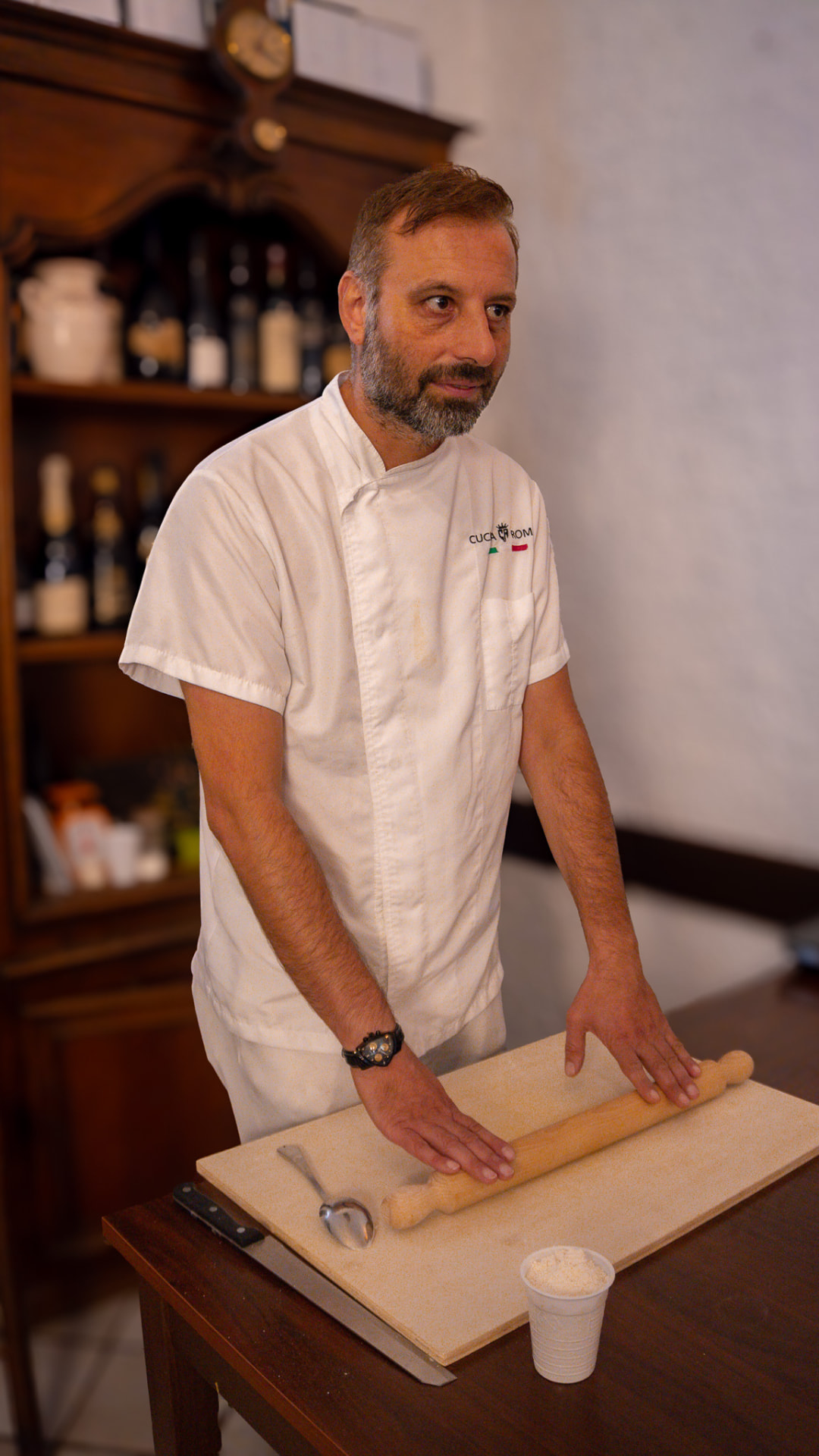 Chef Davide Manfredi durante una lezione di Cucina Roma (3)
